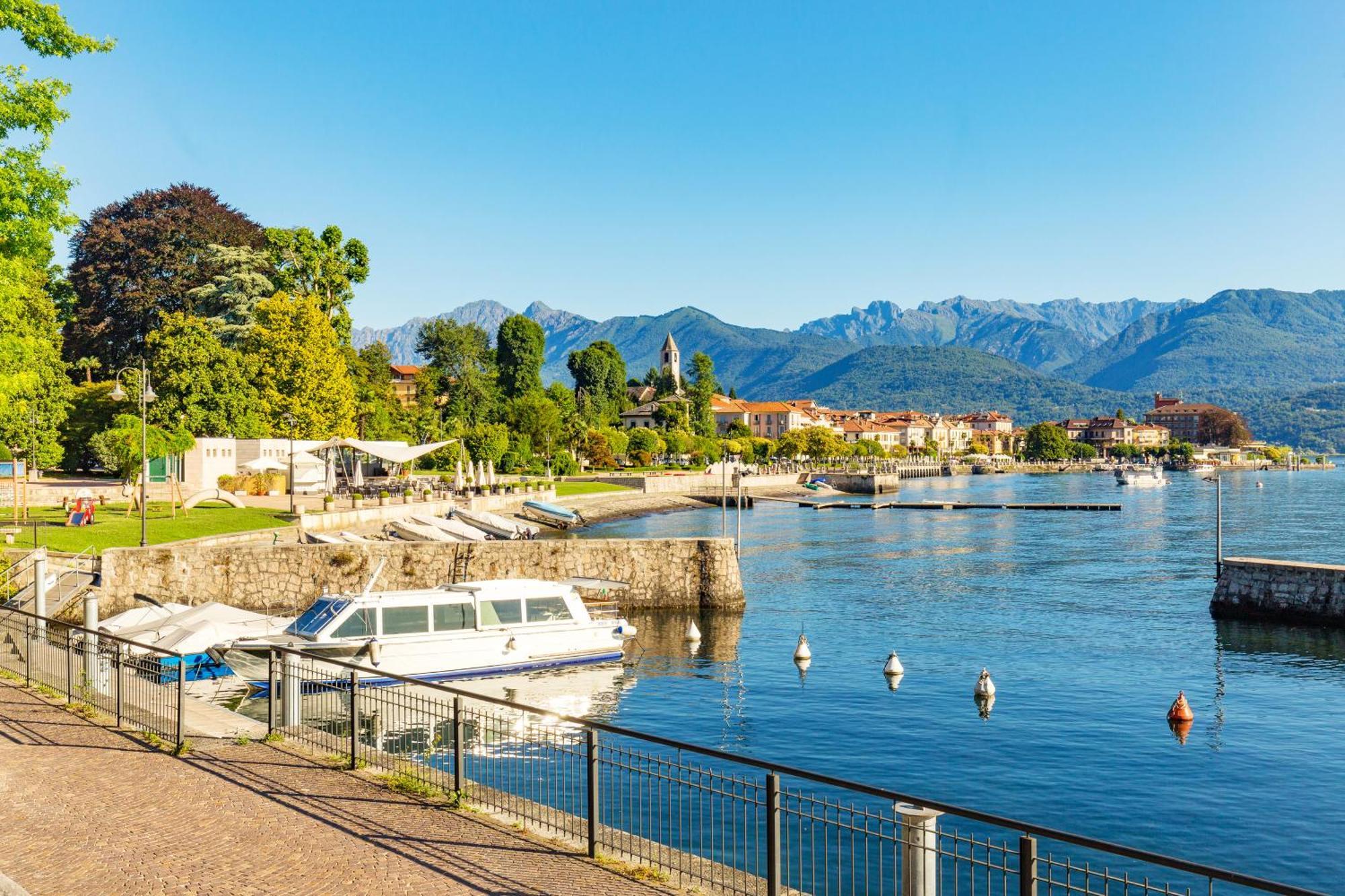 Petalo Bianco 100M From Lake - Happy Rentals Baveno Eksteriør bilde